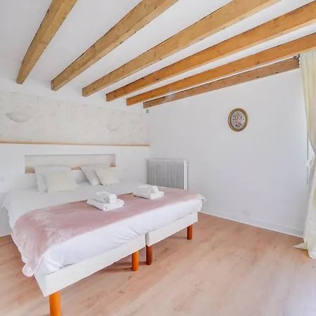 De Caractere Au Centre De Emilion Вилла