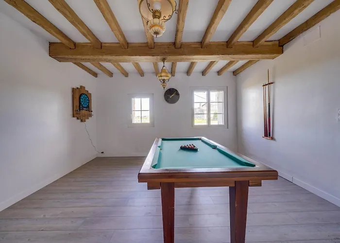 De Caractere Au Centre De Emilion